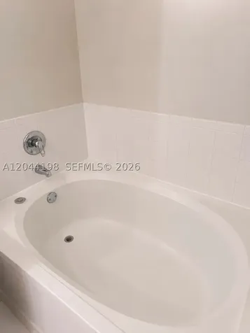 17145 N Bay Road Sunny Isles Beach FL 33160