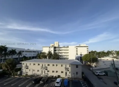 4141 Nautilus Drive Miami Beach FL 33140