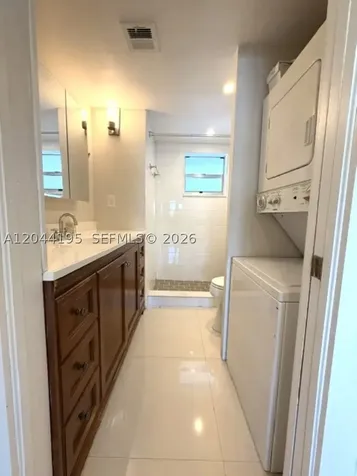 4141 Nautilus Drive Miami Beach FL 33140
