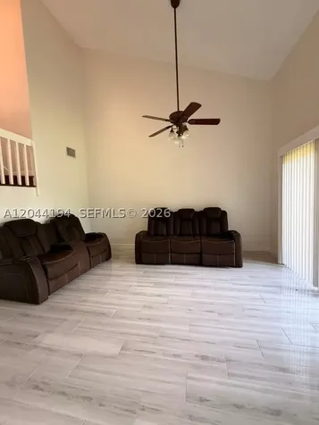 4182 S Pine Island Road Davie FL 33328