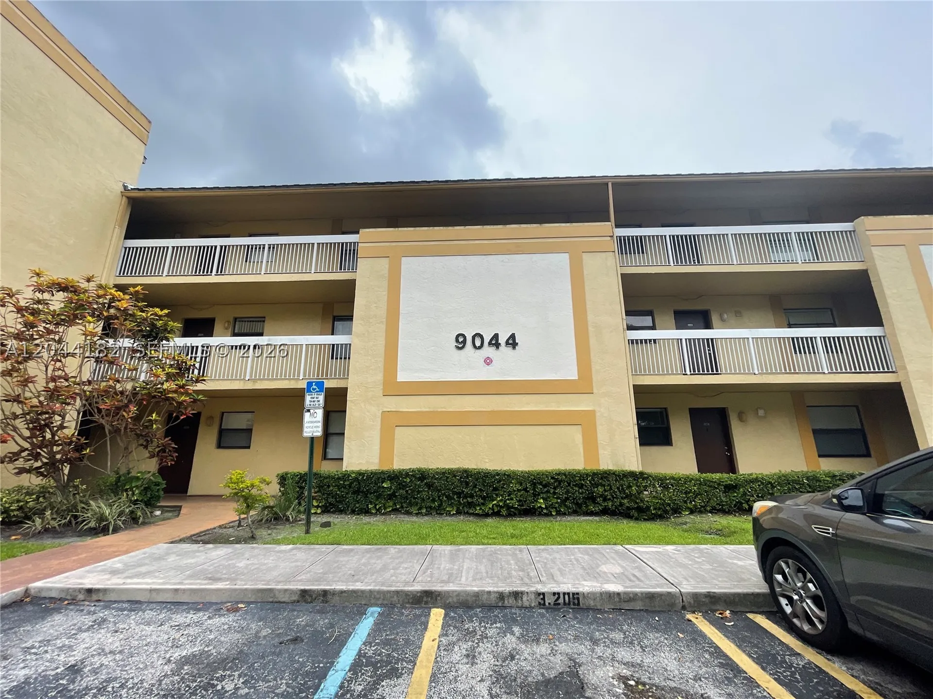 9044 NW 28th Drive Coral Springs FL 33065
