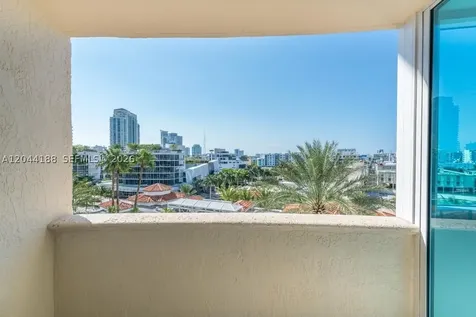 300 S Pointe Drive Miami Beach FL 33139