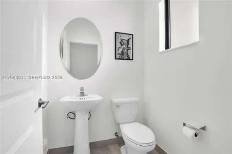 20610 NE 5th Place Miami FL 33179