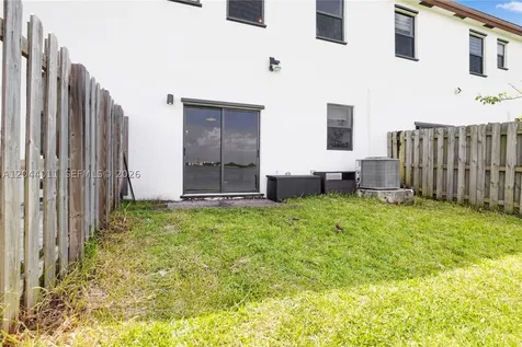 20610 NE 5th Place Miami FL 33179