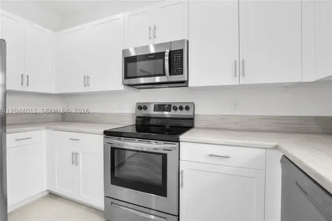 20610 NE 5th Place Miami FL 33179