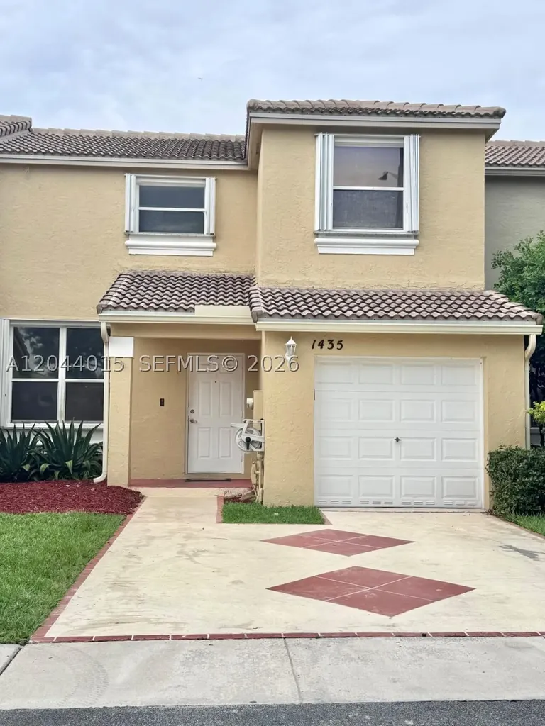 1435 NW 154th Lane Pembroke Pines FL 33028
