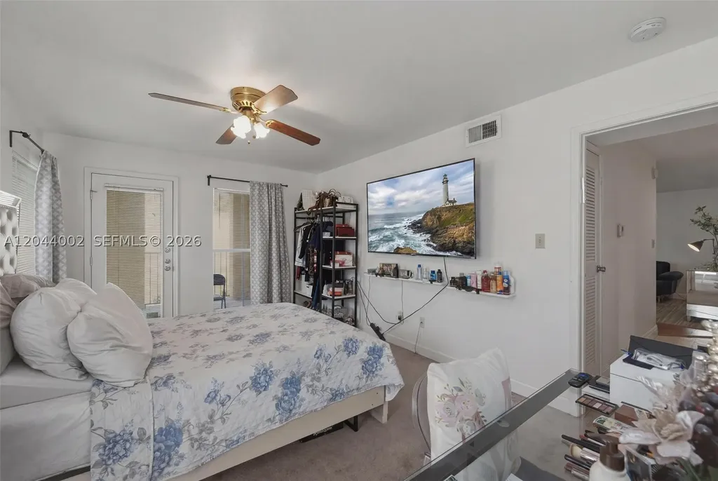 977 Riverside Drive Coral Springs FL 33071