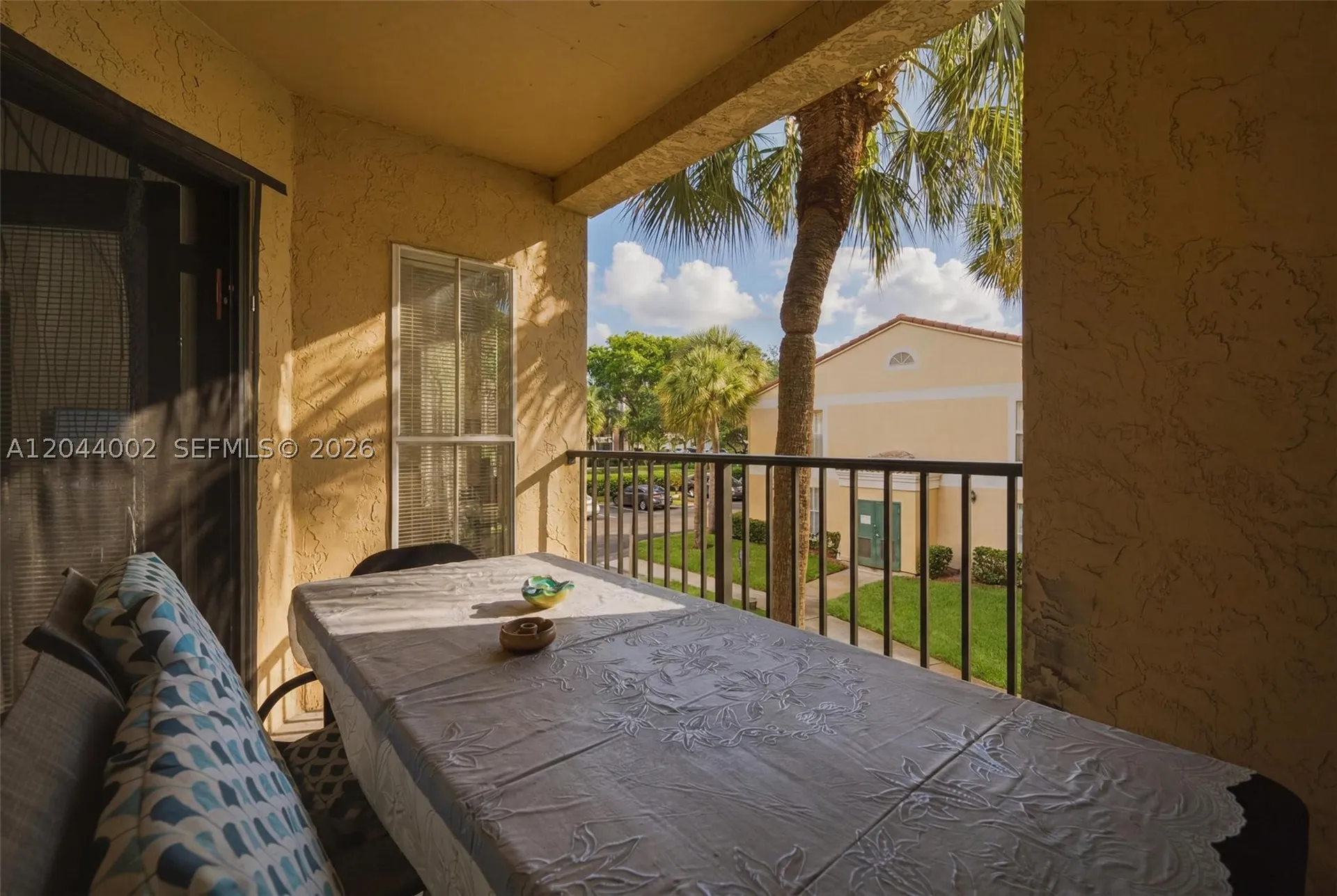 977 Riverside Drive Coral Springs FL 33071