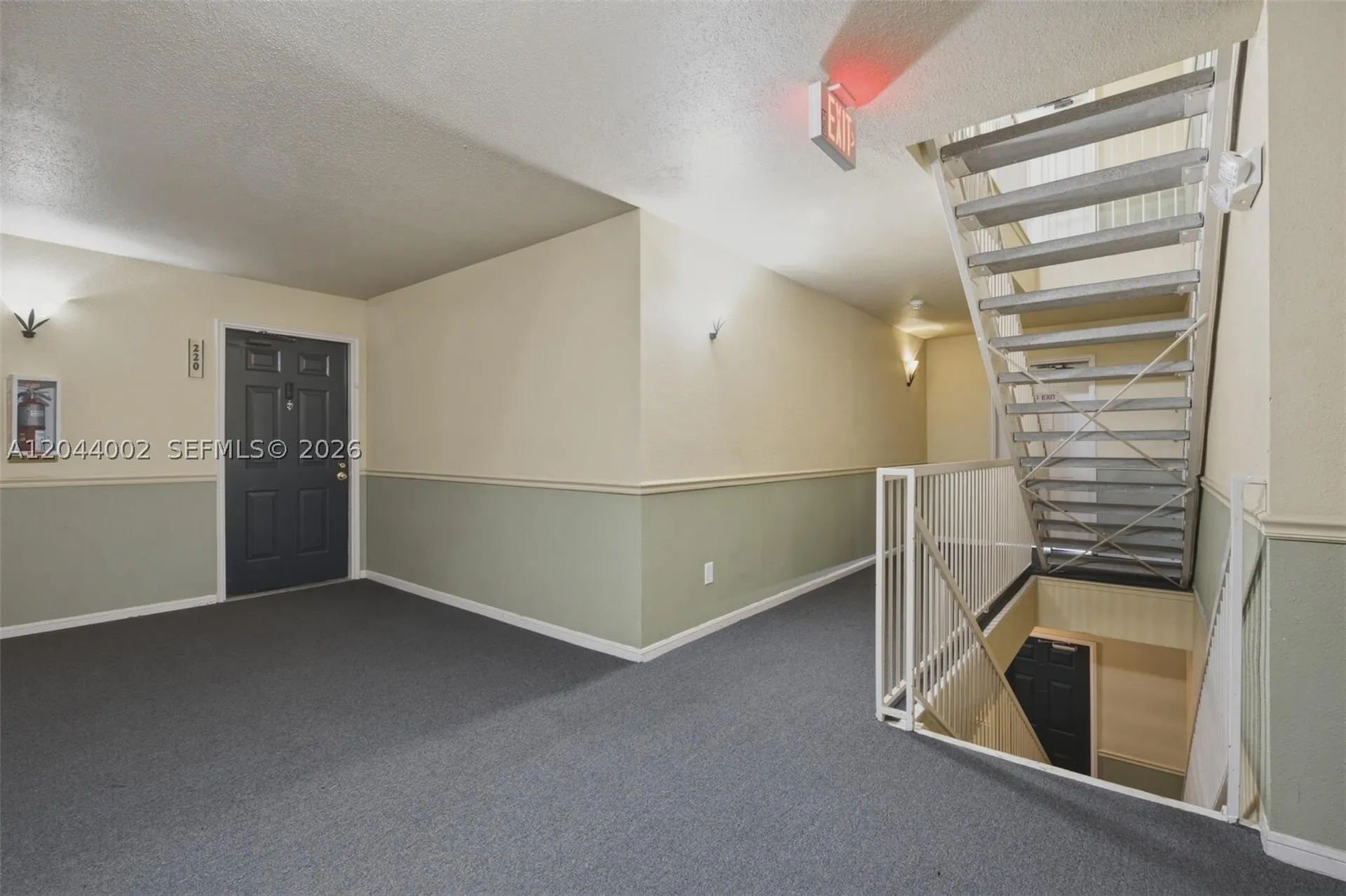 977 Riverside Drive Coral Springs FL 33071