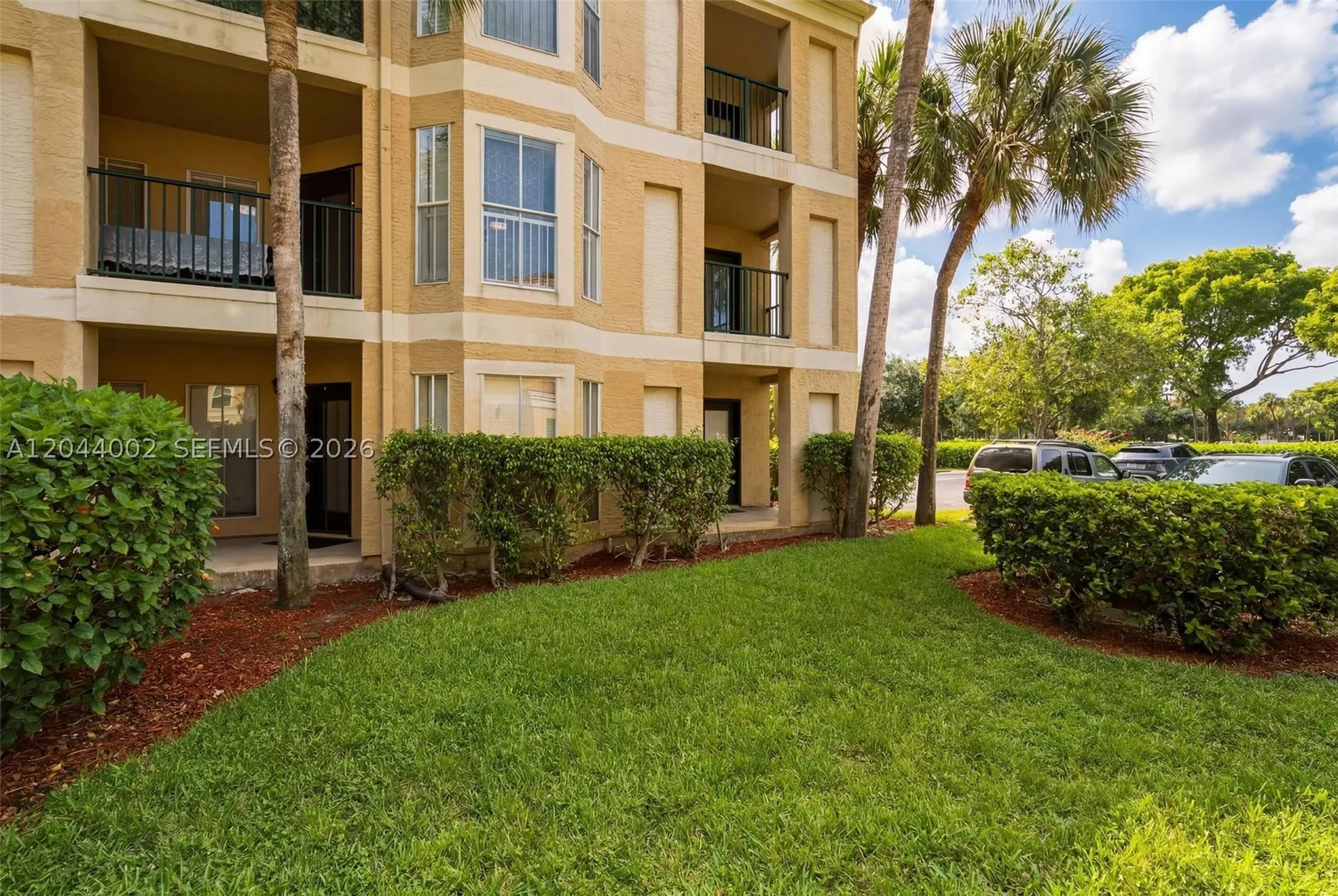 977 Riverside Drive Coral Springs FL 33071