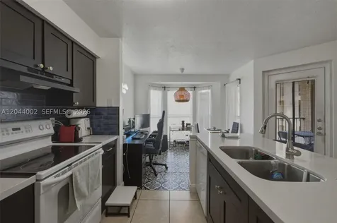 977 Riverside Drive Coral Springs FL 33071