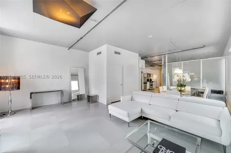 1700 Meridian Avenue Miami Beach FL 33139
