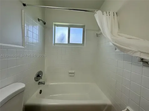 3700 NE 22nd Avenue Lighthouse Point FL 33064