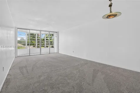 1501 NE 191st Street Miami FL 33179