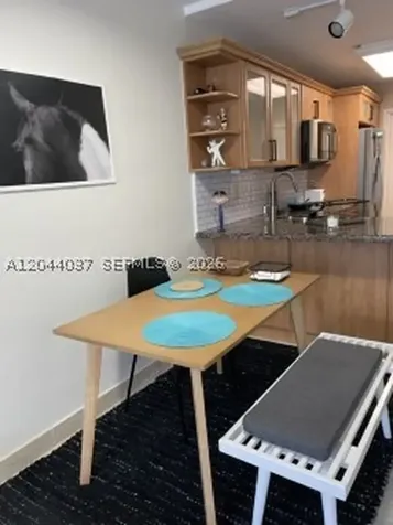2899 Collins Avenue Miami Beach FL 33140