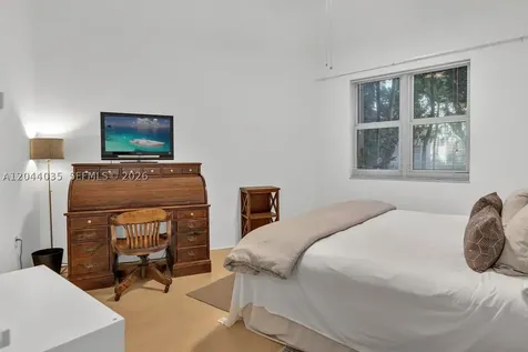 20000 E Country Club Drive Aventura FL 33180