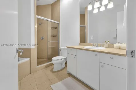 20000 E Country Club Drive Aventura FL 33180