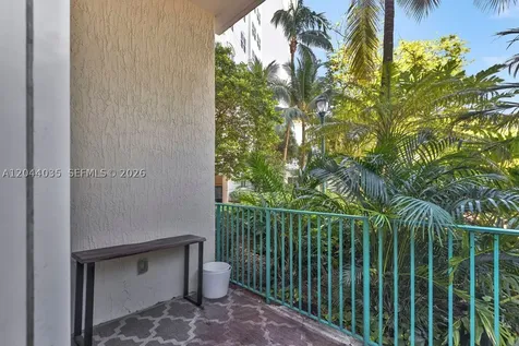 20000 E Country Club Drive Aventura FL 33180