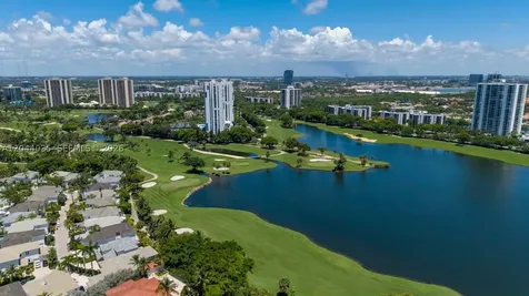20000 E Country Club Drive Aventura FL 33180