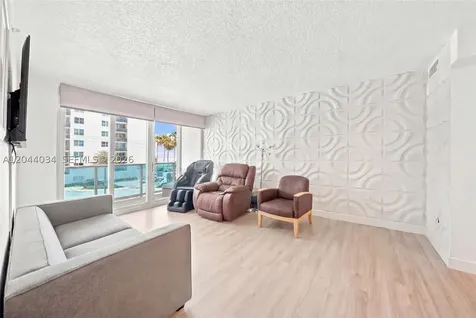 7501 E Treasure Drive North Bay Village FL 33141