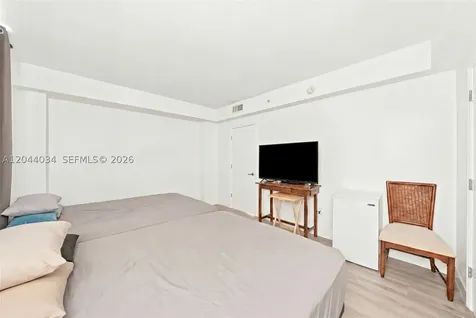 7501 E Treasure Drive North Bay Village FL 33141