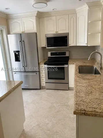 219 NE 14th Avenue Hallandale Beach FL 33009