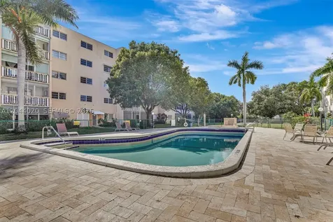 219 NE 14th Avenue Hallandale Beach FL 33009
