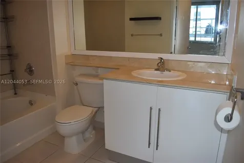 325 S Biscayne Boulevard Miami FL 33131