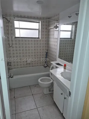 3940 NW 42nd Avenue Lauderdale Lakes FL 33319