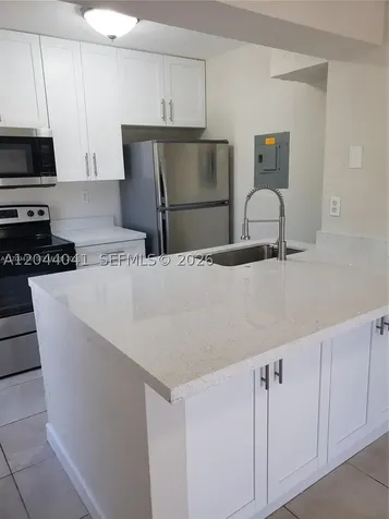 4550 W 16th Avenue Hialeah FL 33012