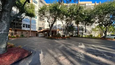 1300 Saint Charles Place Pembroke Pines FL 33026