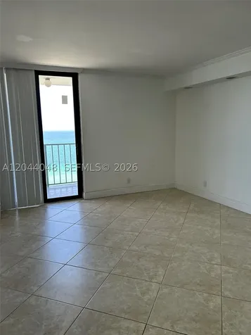 2625 Collins Avenue Miami Beach FL 33140
