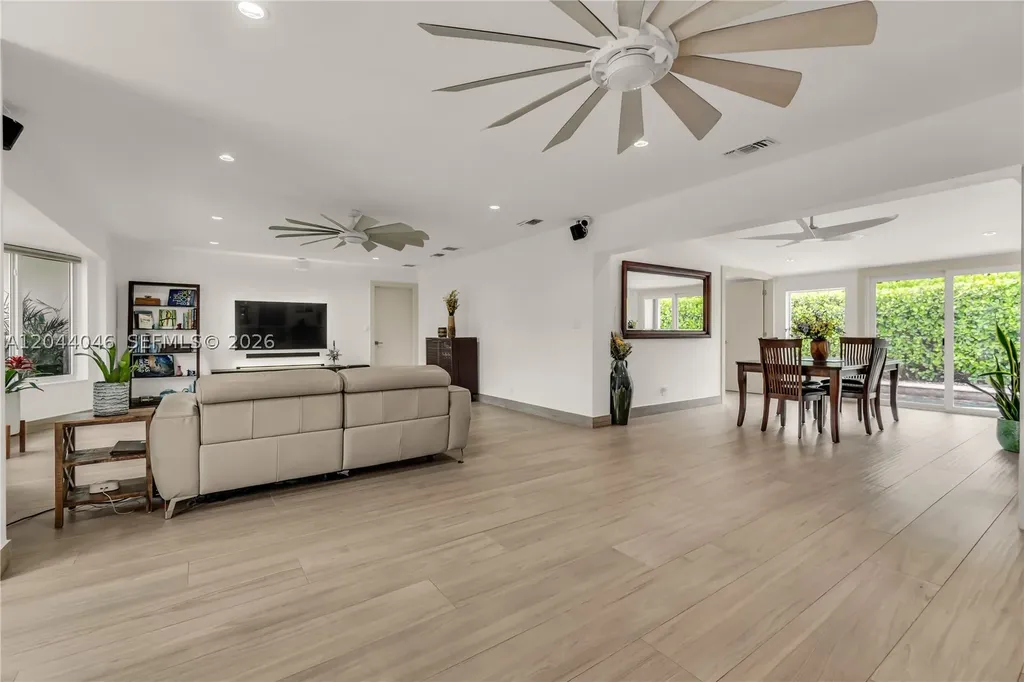 2820 NE 40th Court Fort Lauderdale FL 33308