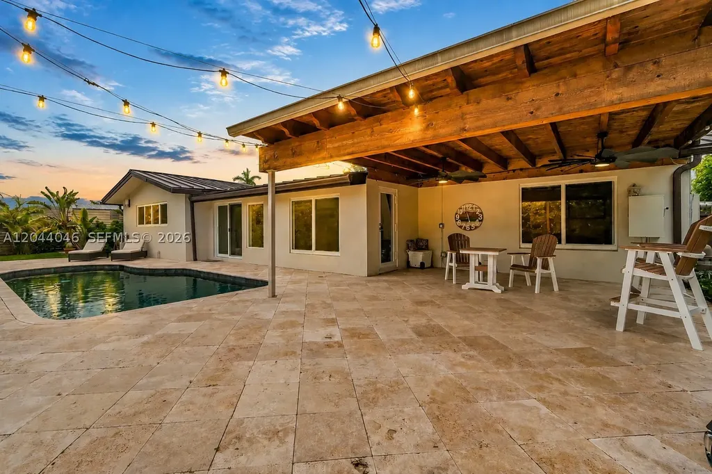2820 NE 40th Court Fort Lauderdale FL 33308