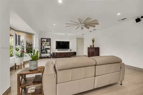 2820 NE 40th Court Fort Lauderdale FL 33308