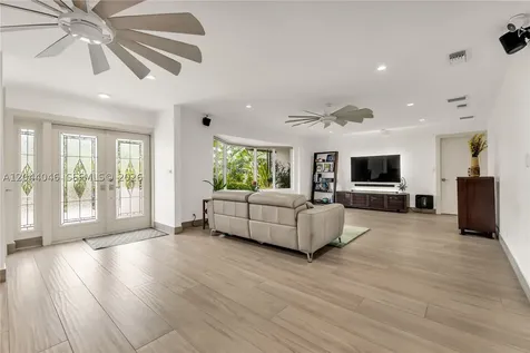2820 NE 40th Court Fort Lauderdale FL 33308