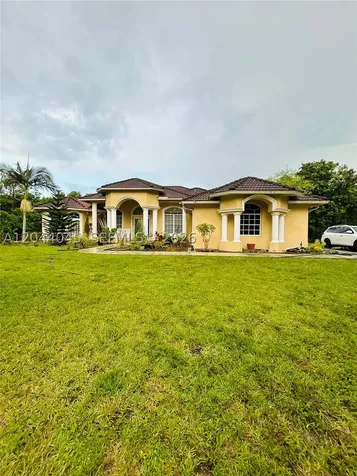 13754 N 48th Court N West Palm Beach FL 33411