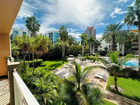140 Meridian Avenue Miami Beach FL 33139