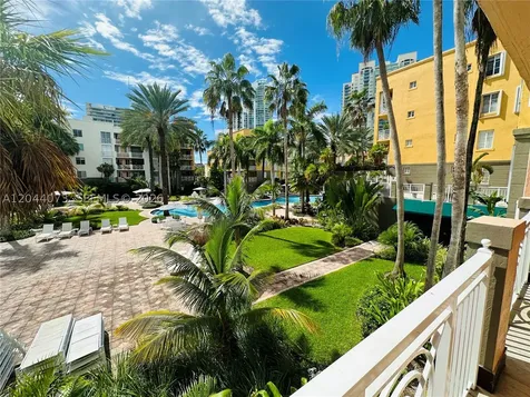 140 Meridian Avenue Miami Beach FL 33139