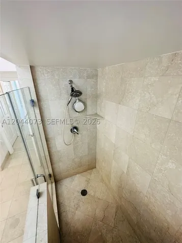 140 Meridian Avenue Miami Beach FL 33139
