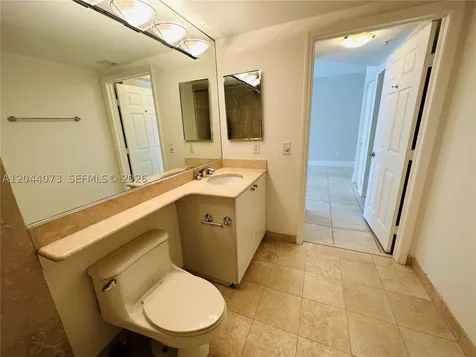 140 Meridian Avenue Miami Beach FL 33139