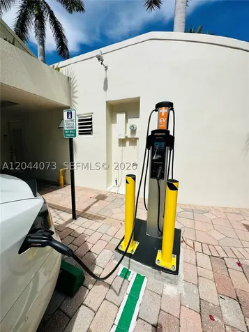 140 Meridian Avenue Miami Beach FL 33139