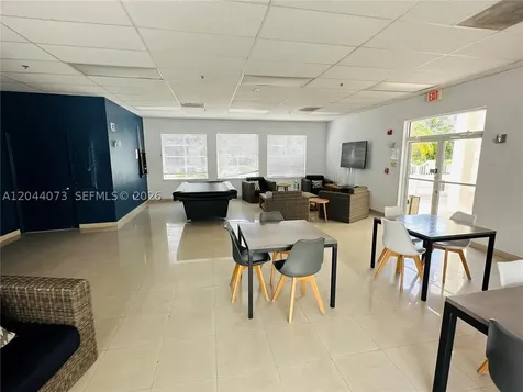 140 Meridian Avenue Miami Beach FL 33139