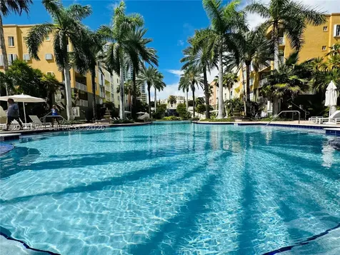140 Meridian Avenue Miami Beach FL 33139