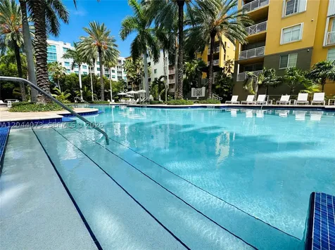 140 Meridian Avenue Miami Beach FL 33139