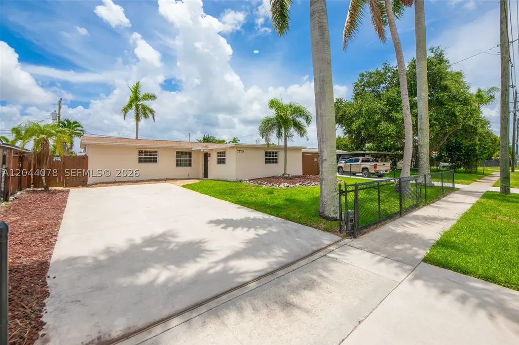 7770 NW 33rd Street Davie FL 33024