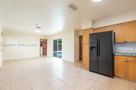 7770 NW 33rd Street Davie FL 33024