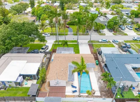 7770 NW 33rd Street Davie FL 33024