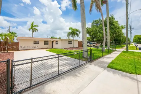 7770 NW 33rd Street Davie FL 33024