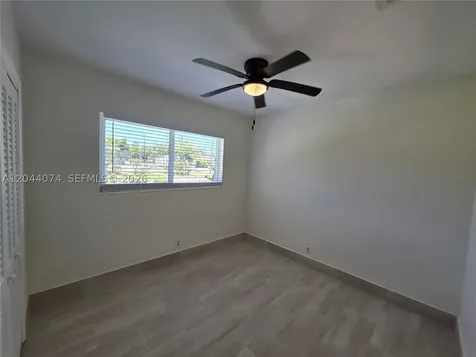120 NE 10th Avenue Hallandale Beach FL 33009